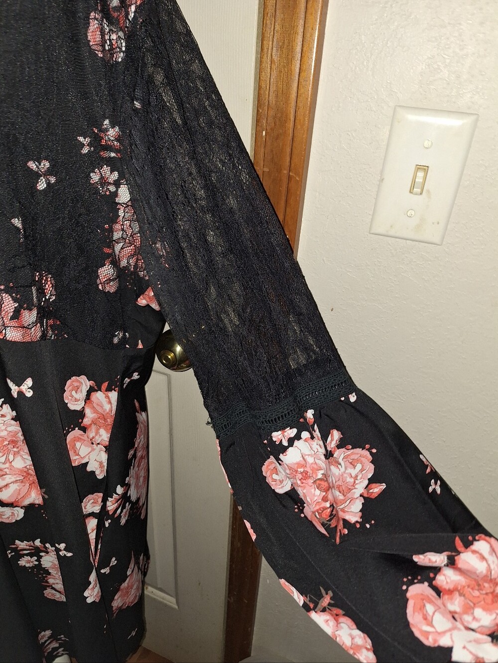 Suzanne Betro Dress - Picture 3 of 4